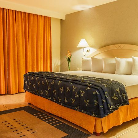 Plaza Inn Express Tapachula Bagian luar foto